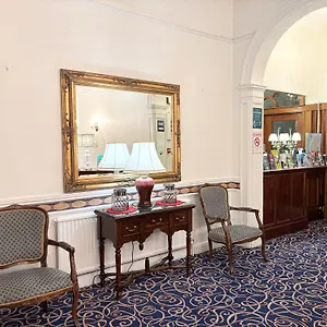 Dergvale Hotel