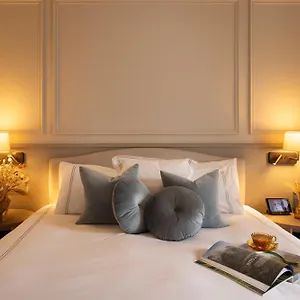 The Lansdowne Kenmare