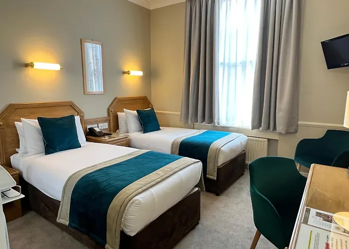 Harcourt Hotel