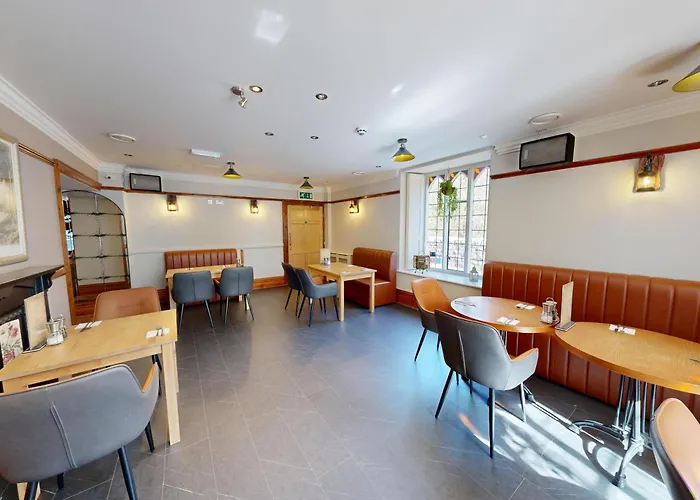 High Tor Hotel