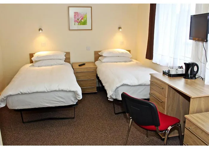 Central Hotel Golders Green