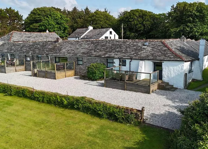 Courtyard Farm Cottages