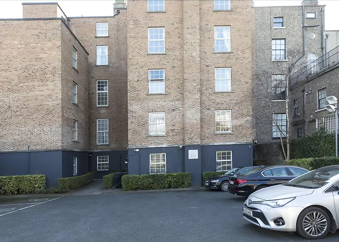 Pembroke Townhouse