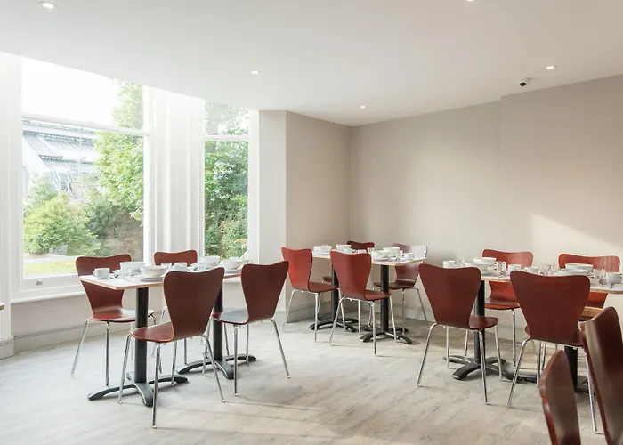 Mowbray Court Hotel