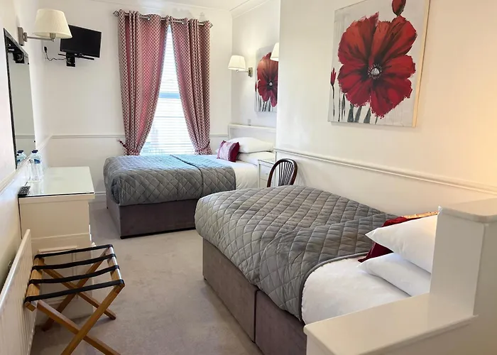 Dergvale Hotel
