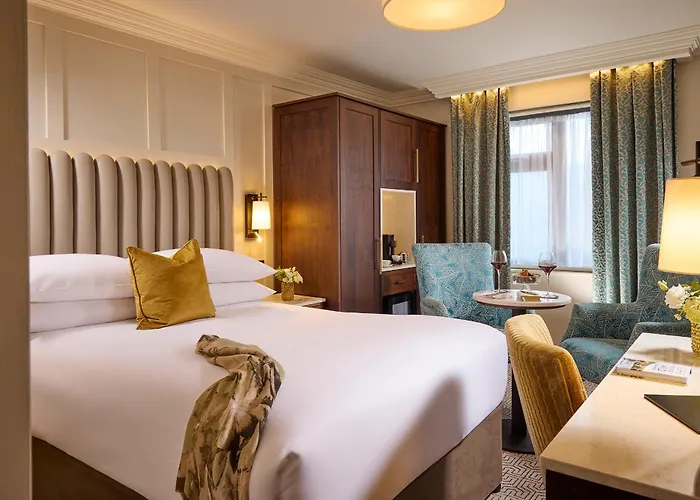 Castlecourt Hotel, Spa & Leisure