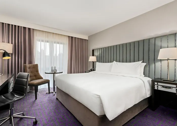 The Trinity City Hotel