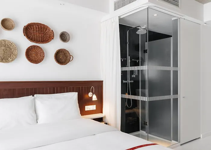 Ruby Molly Hotel Dublin By Ihg