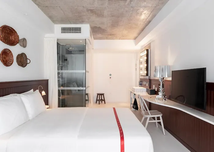 Ruby Molly Hotel Dublin By Ihg