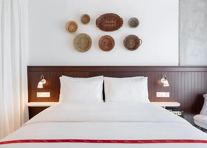 Ruby Molly Hotel Dublin By Ihg