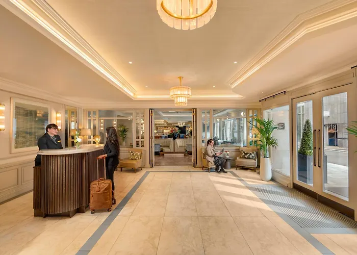 Brooks Hotel