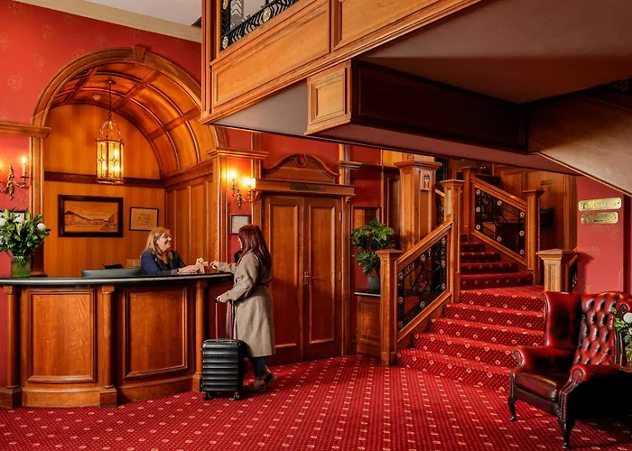 River Island Hotel