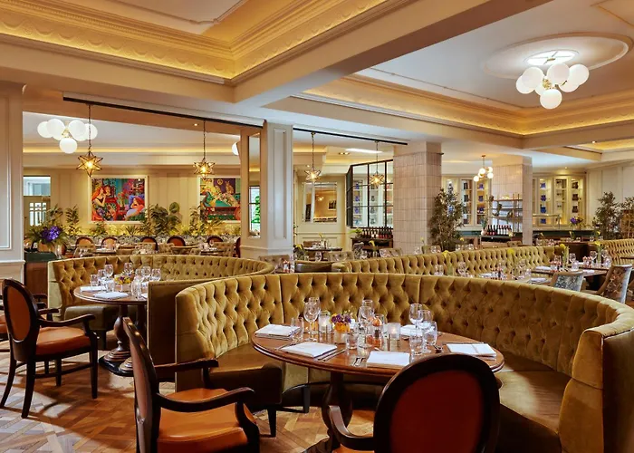 Castlecourt Hotel, Spa & Leisure