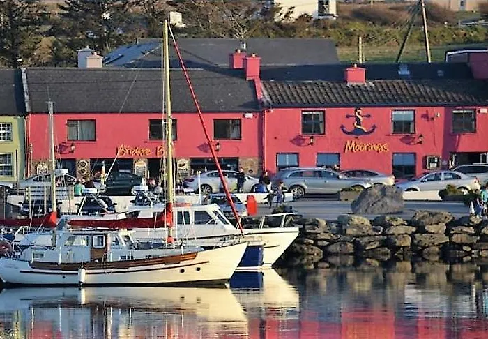 The Moorings Hotel & Seafood Restaurant