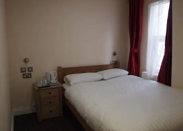 Earls Court Garden Hotel
