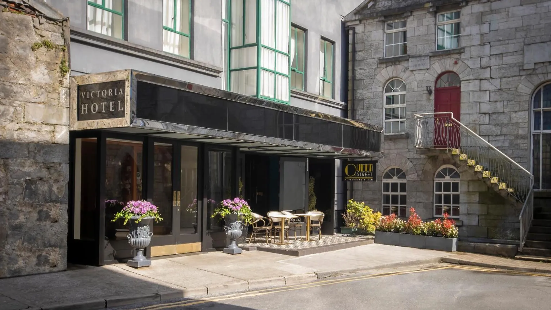 6 Central Galway Hotels Near Salmon Weir Bridge Worth Booking