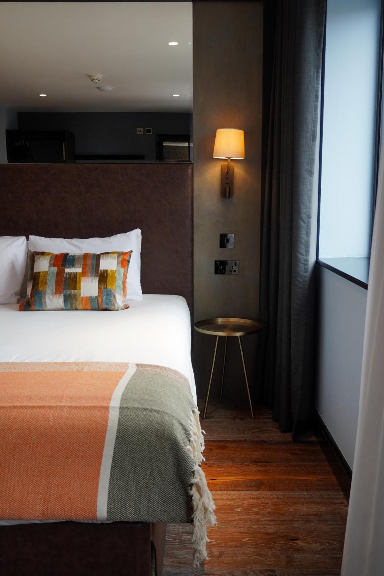 3 Cheap Hotels Near Saint Paul's Cathedral Worth Booking
