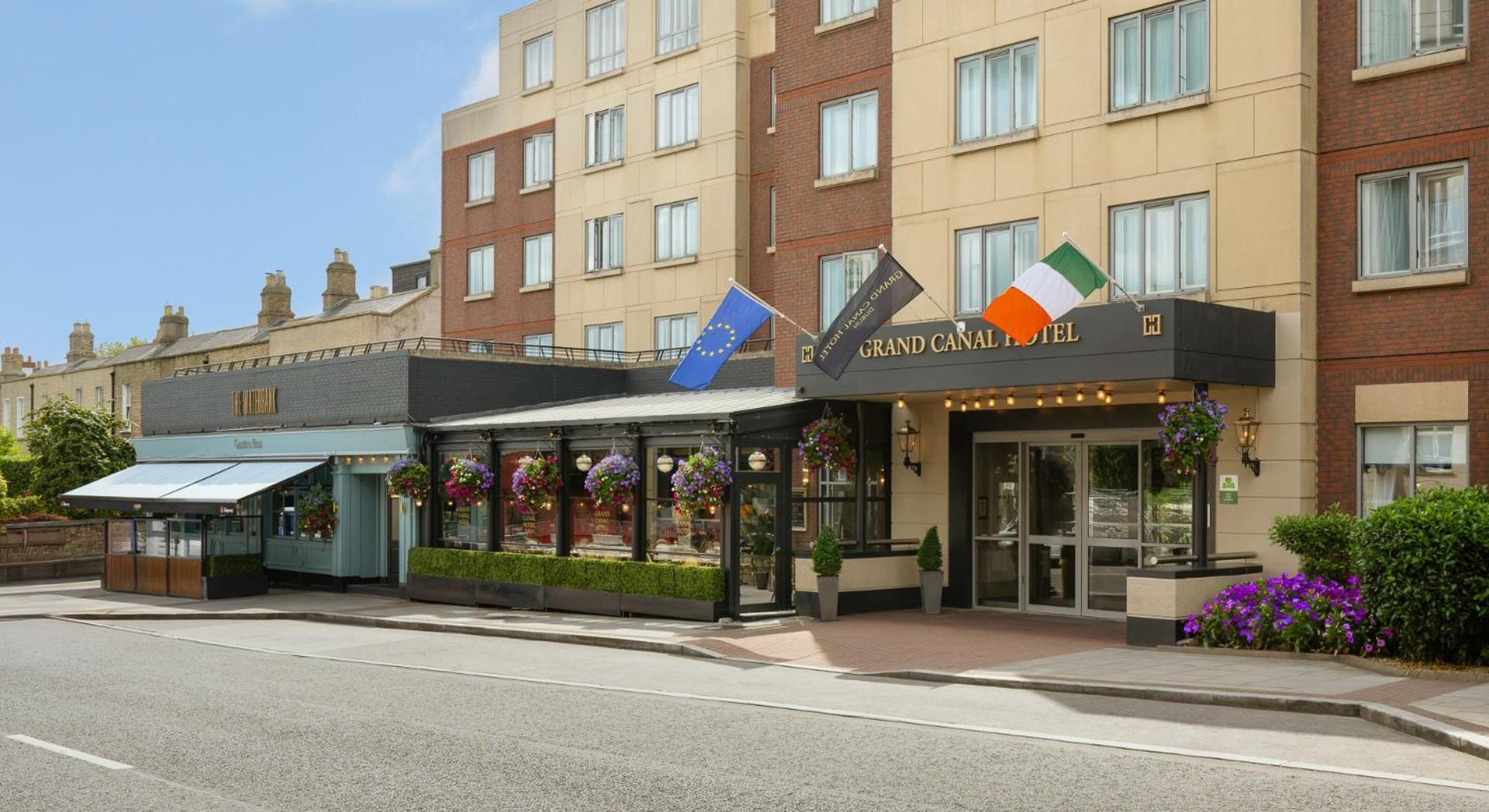 Staying Near Shelbourne Park: 15 Central Dublin Hotels Compared
