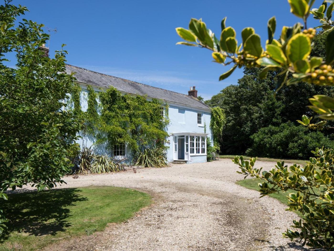 9 Hotels in Cornwall With Outstanding Location Ratings